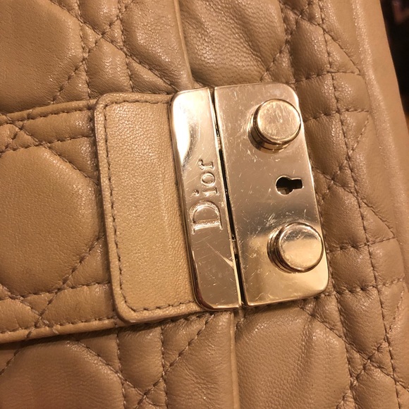 Dior shoulder clutch 🔥 - Picture 3 of 9